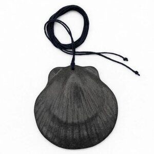 Scallop Shell Ceramic Necklace [maxi]: Black Clay with a Natural Brownish Shade